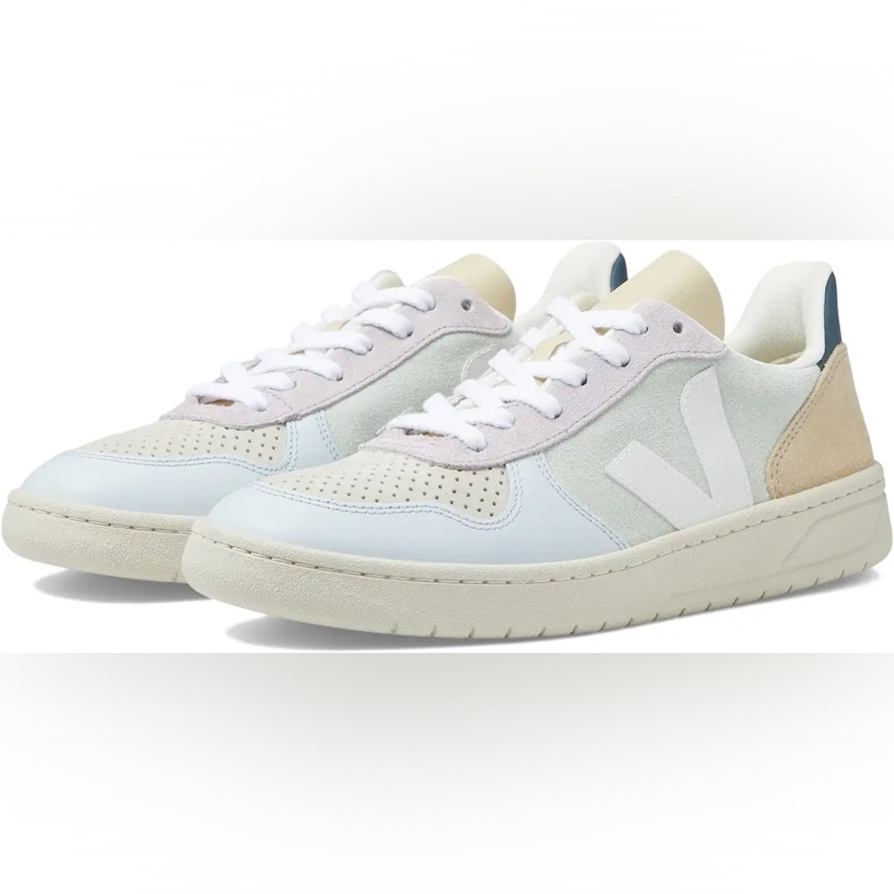 Veja Women's V-10 Suede Sneakers Size 9 Jade White Multicolor NWOT Brand New!
